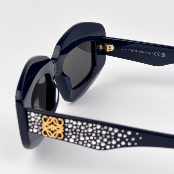 Loewe ANAGRAM LW4114IS Sunglasses – Crystal Studs Blue| Model LW4114IS 90A - Picture 11 of 13